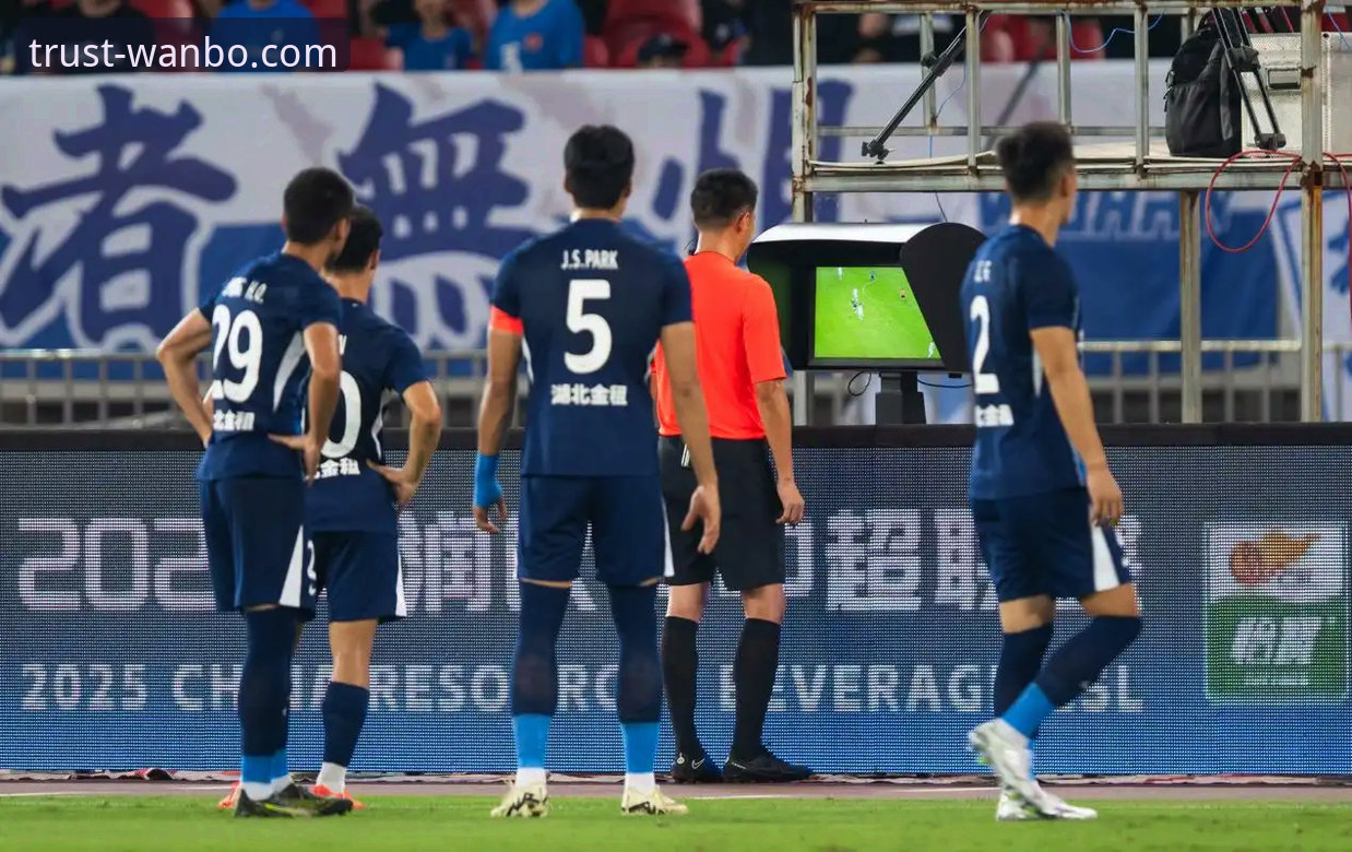 青岛海牛13年复仇战深度评测：从3-1击败海港看中超格局变化